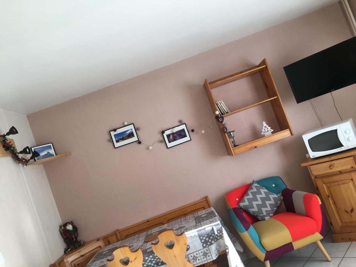 Au Pieds Des 3 Vallees Brides-les-Bains Exterior photo